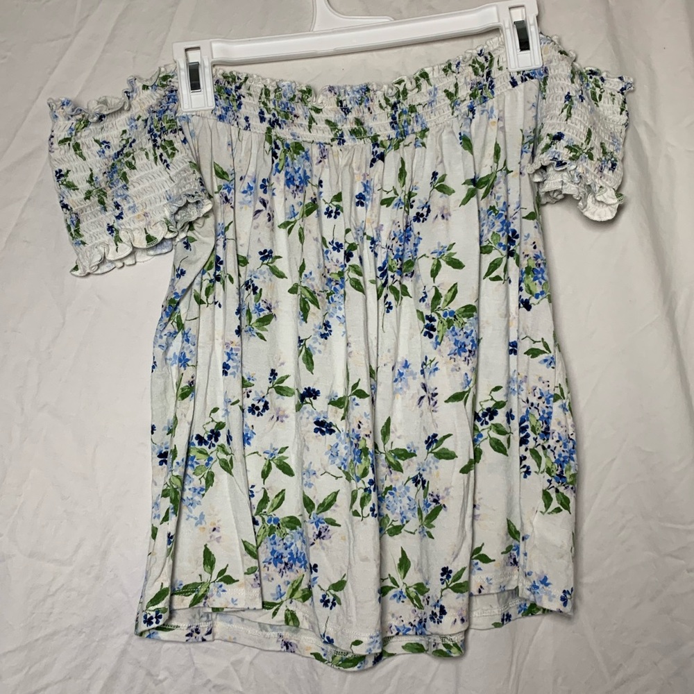 Soft & Sexy AE Off the Shoulder Floral Top